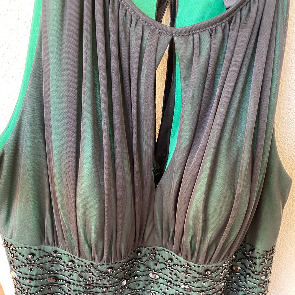 Jessica Howard women’s green dress, great condition. Size 10. Only worn once.